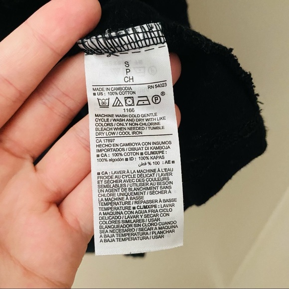 Old Navy Off The Shoulder Top Black Sz Small - Picture 5 of 8